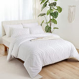 YIRDDEO White Comforter Set 3Pcs, Boho Full Size Bedding Set, Vertical Tufted Bed Set, Lightweight Neutral Bedroom Set (1 Comforter 2 Pillowcase) YIRDDEO