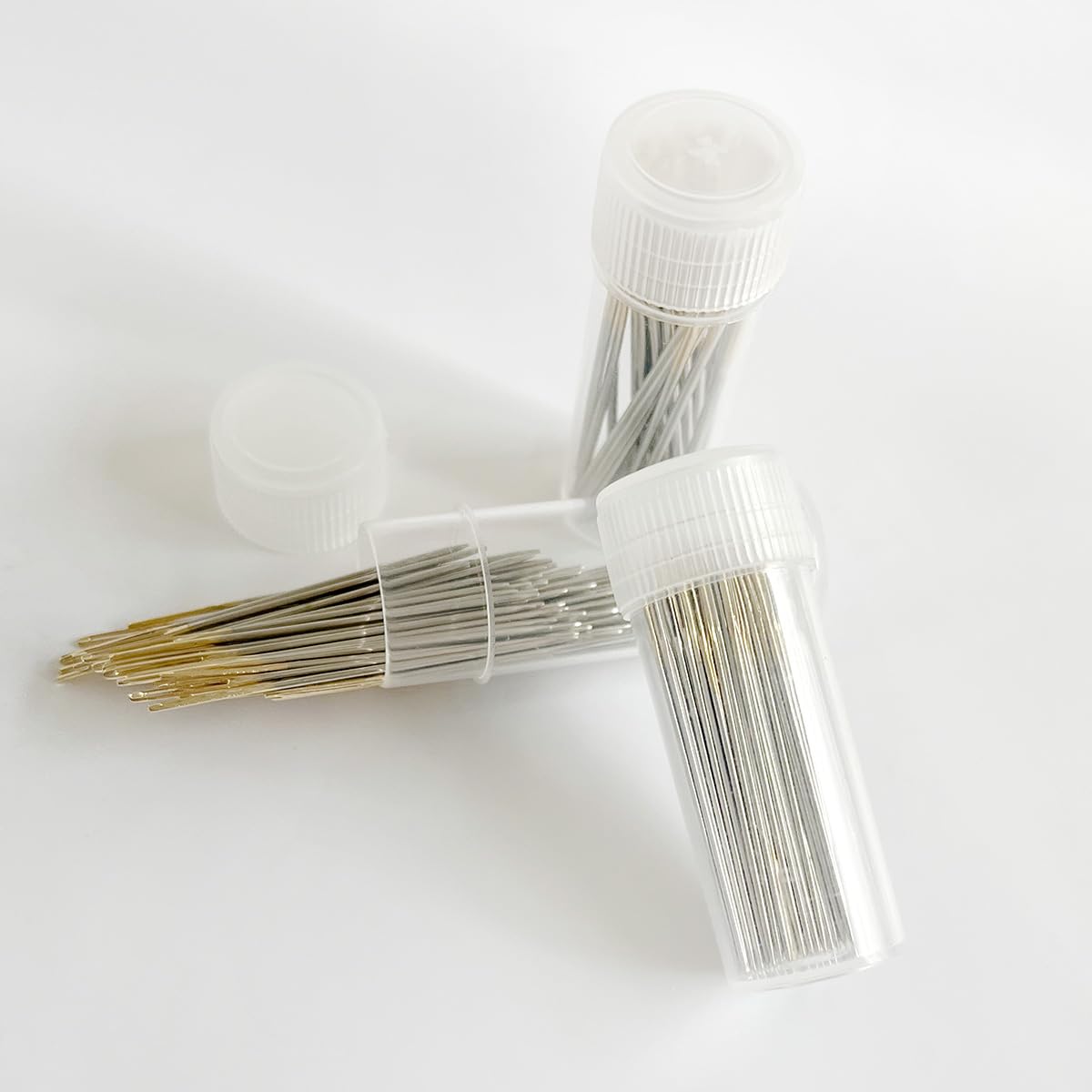 Zhenqing 30-Pack Gold-Tipped Large Eye Embroidery Needles with Round Heads - 10 Each of Sizes 22, 24, 26 for Cross Stitch, Sewing, Quilting & Crafting（67503） Zhenqing