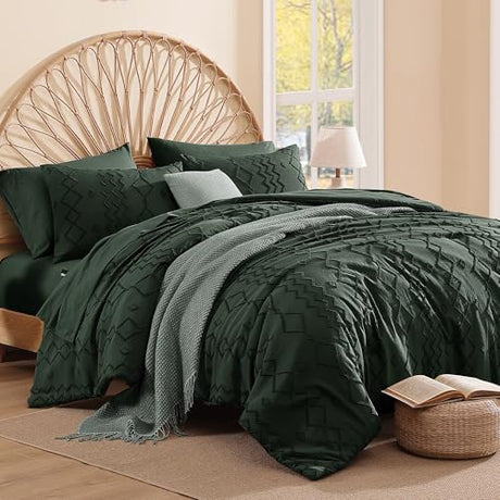 AMBERSPACE Queen Comforter Set Dark Green, Tufted Boho Bedding Farmhouse Bed Set, All Season 7 Pieces Bed in a Bag with Sheets, Pillowcases & Shams AMBERSPACE