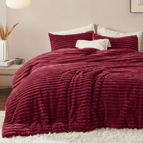 Bedsure Full Size Comforter Sets - GentleSoft™ 3 Pieces Double-Side Fleece Fluffy Dark Red Comforter Set, Cozy Striped Room Decor Aesthetic, Luxury Full Size Bedding, 2 Pillowcases, 82x86 Inches Bedsure
