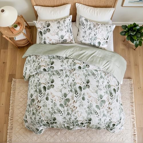 Regency Heights Lightweight Seersucker Botanical Comforter Set Queen Size, 3 Pieces Reversible Design with Striped Print, Premium Microfiber Bedding Set, Comforter and Sham Set, Green Regency Heights
