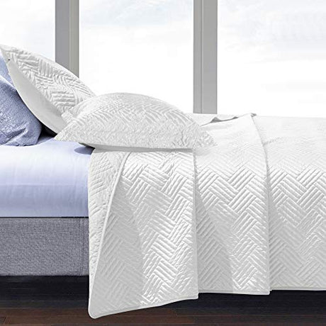 NTBAY King Silk Satin Quilt Set, Geometric Pattern Bedspread Luxury Quilted Coverlet Set for All Seasons(1 Quilt, 2 Pillow Shams), White NTBAY