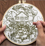 Meecaa Cat Flowers Animal Embroidery Kit Starter Set, Hand Embroidery Set,Pattern Printed Cross Stitch Set for Beginner Adults, with Embroidery Hoop and Instructions (Cat)
