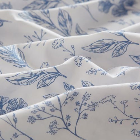 Queen Comforter Set White Blue Floral Bedding Comforter Set Queen Vintage Style Garden Floral Comforter Set for Girls Botanical Flower Comforter Set for All Seasons 1 Boho Comforter with 2 Pillowcases LifeTB