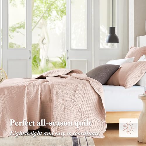 Madison Park Queen Quilt Set Damask Coverlet Set for Queen Size Bed, Cottage Oversized Quilt Set, Scallop Edge, All Season, Pre-washed Cotton-Filled Queen Size Quilt, Tuscany, Full/Queen Blush 3 Piece Madison Park