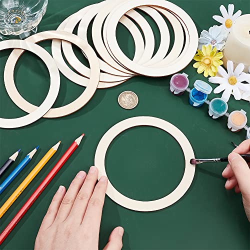 NBEADS 30 Pcs 125mm(4.9") Unfinished Wood Pieces Rings Shape, 100mm Inner Diameter Antique White Circle Ornaments Blank Handmade Round Wooden Slices for Painting Pyrography Christmas Tree Home Decor NBEADS