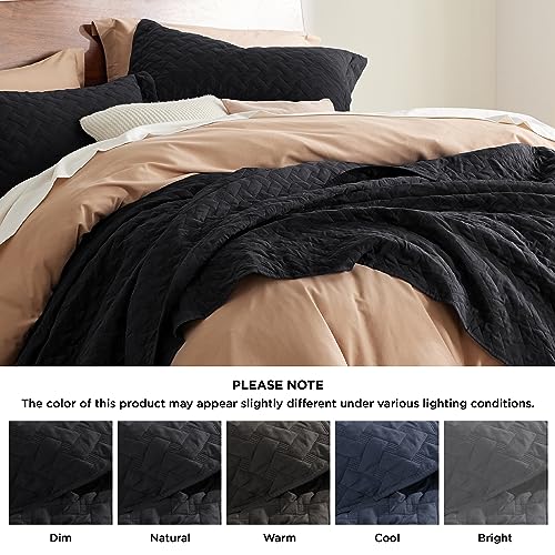 Bedsure Quilts Queen Size - Lightweight Bedspreads Queen Size with Basket Weave Pattern, Soft Quilt Bedding Set, Black Comforter Set Coverlet for All Seasons with 2 Pillow Shams (90" x 96") Bedsure