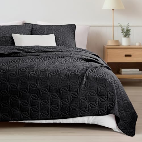 Whale Flotilla California King Quilt Bedding Set, Soft Black Oversized Bedspreads Quilts Cal King Size for All Seasons, 3 Pieces Lightweight Geometric Star Pattern Coverlet Whale Flotilla