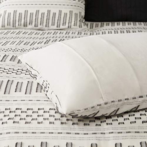 INK+IVY Rhea 100% Cotton Duvet Set Mid Century Modern Boho Design, All Season Comforter Cover Bedding Set, Matching Shams, King/Cal King, Geometric Clipped Jacquard Ivory 3 Piece INK+IVY