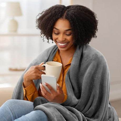 Utopia Bedding Fleece Blanket Twin Size Grey (60x80 Inches) Ultra Soft Warm Lightweight Microfiber Breathable Anti-Static Cozy Winter Bed Blanket, All-Season Home Decor Gift for Men & Women Utopia Bedding