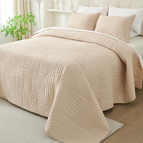 Cmfshape King Quilt Bedding Set - 3 Pieces Reversible Ultrasonic Quilt with Classic Patchwork Pattern,Soft Lightweight Bedspread Coverlet for All Season with 2 Pillow Shams,King Beige(104"x92") Cmfshape