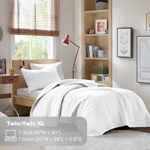Comfort Spaces Kienna Quilt Set- Double Sided Stitching Design Summer Blanket, Lightweight, Soft, All Season Bedding Layer, Matching Sham, White, Coverlet Twin/Twin XL(66"x90") 2 Piece Comfort Spaces