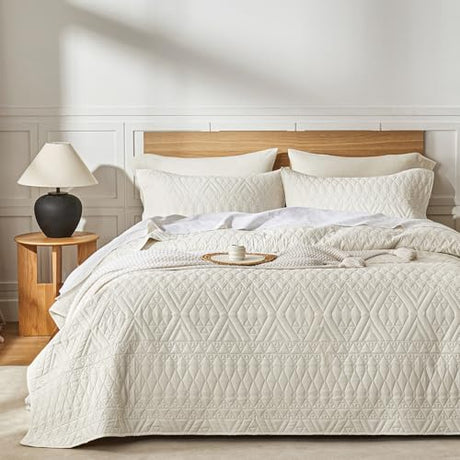 akkialla Twin Quilt Set, Boho Style in a Solid Color, Cream Lightweight Microfiber Bedspread, Soft and Breathable Coverlet for All Seasons, 2-Piece Bedding Set (1 Quilt, 1 Pillow Sham) akkialla