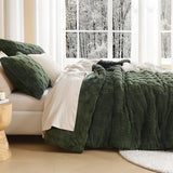 Litanika Fluffy Queen Size Comforter Set Olive Green, 3 Pieces Warm Sherpa Fleece Winter Bedding Set, Jacquard Checkered Plush Fuzzy Blanket Bed Set(1 Comforter, 2 Pillowcases)