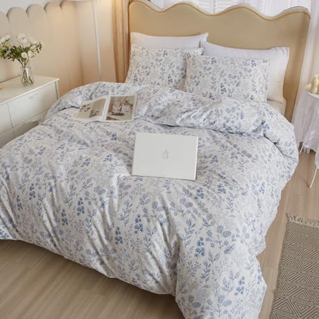 Queen Comforter Set White Blue Floral Bedding Comforter Set Queen Vintage Style Garden Floral Comforter Set for Girls Botanical Flower Comforter Set for All Seasons 1 Boho Comforter with 2 Pillowcases LifeTB