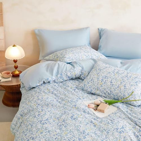 Wake In Cloud - Floral Comforter Set, Cute Vintage Flower Cottagecore Aesthetic for Women Teen Girls, Soft Lightweight Dorm Bedding, 3 Pieces, Light Blue, Twin/Twin XL Size Wake In Cloud
