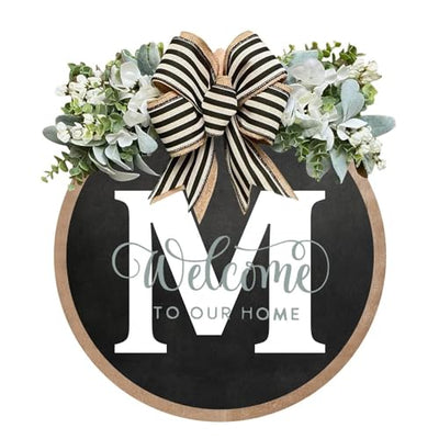 Last Name Welcome Sign for Front Door Porch Decor, Farmhouse Wreath Wall Decor Outside All Season, Φ30cm Round Wooden Hanging Housewarming Gift (M)