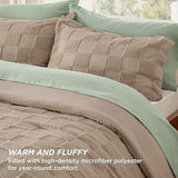 Bedsure California King Size Comforter Set Khaki, Boho Tufted Bed Set, Checkered Farmhouse Shabby Chic Bedding, 3 Pieces, 1 Plaid Geometric Comforter and 2 Pillow Shams Bedsure