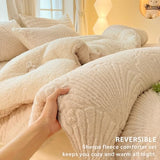 tohrisa Seashell Jacquard Sherpa Comforter Set Warm Cozy Premium Bedding 2 Pieces, Twin Size Geometric Pattern Quilt Comforter with 1 Pillowcases(68"X90" Ivory White) tohrisa