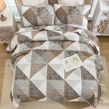 Dintszyayue Quilt Queen Size Brown, 3 Pieces Patchwork Bedspread Bedding for Queen Size Bed, Soft Lightweight Microfiber Geometric Coverlet Set for All Season Quilt with 2 Pillowcases Dintszyayue