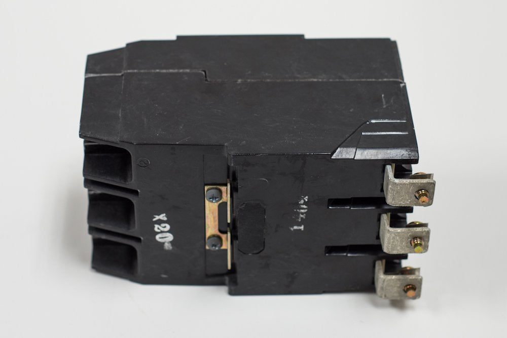 General Electric TEY340 Bolt On Circuit Breaker 3P 40 Amp 277/480Vac GE