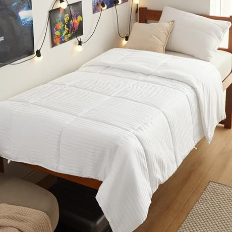 Bedsure Duvet Insert Twin Size - Lightweight Comforter, Quilted Cooling Duvet Insert, Down Alternative Summer Comforter with 8 Tabs, College Dorm Essentials, Machine Washable, White, 68x88 inches Bedsure