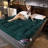 ALEEIK Plush Full Size Floor Mattress, Winter Ultra Warm Mattress Topper Foldable Bed Roll Up Camping Mattress Trifold Futon Mattress(120x200cm(47x79inch), Green) ALEEIK