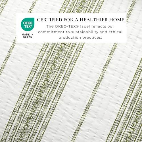 Great Bay Home King Reversible Quilt Bedding Set - All Season, Modern, Lightweight Bedspreads - White and Green Striped Coverlets (Includes 1 Quilt, 2 Pillow Shams) Great Bay Home