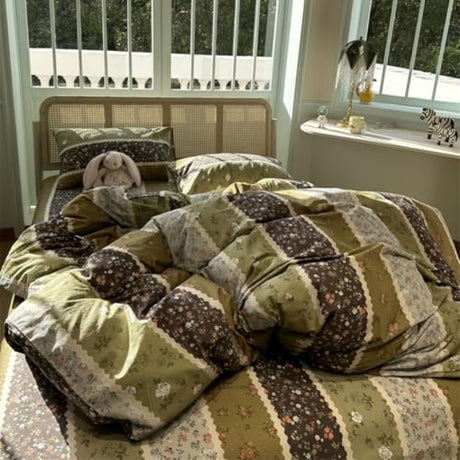 4pcs Duvet Cover Set- 100% Cotton Comfort Duvet Cover Set,a Duvet Cover,a Deep Pocket Fitted Sheet,2 Pillow Shams Home Bedding with Zipper Closure for All Season (Queen (U.S. Standard), vintage) zeyekuku