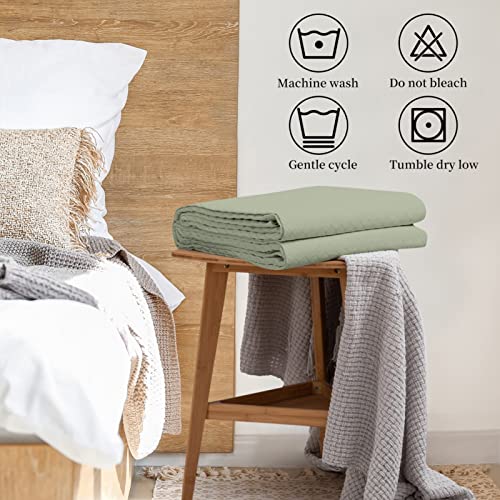HollyHOME Luxury Checkered Super Soft Solid Single Pinsonic Quilted Bed Quilt Bedspread Bed Cover 102"x96", Sage Light Green, King HollyHOME