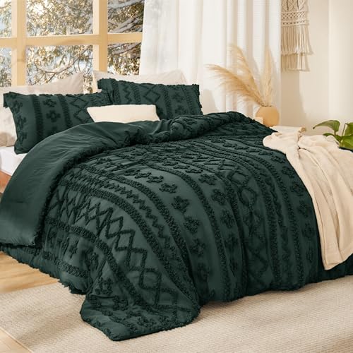 Bedsure Tufted Boho Comforter Set Queen Size - Dark Green Boho Bed Set, GentleSoft™ 3 Pieces Farmhouse Shabby Chic Embroidery Bedding, Gifts for Woman, Soft Jacquard Queen Comforter for All Seasons Bedsure