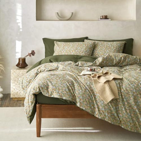 Wake In Cloud - Floral Comforter Set, Cute Vintage Flower Cottagecore Aesthetic for Women Teen Girls, Soft Lightweight Dorm Bedding, 3 Pieces, Olive Green, Twin/Twin XL Size Wake In Cloud
