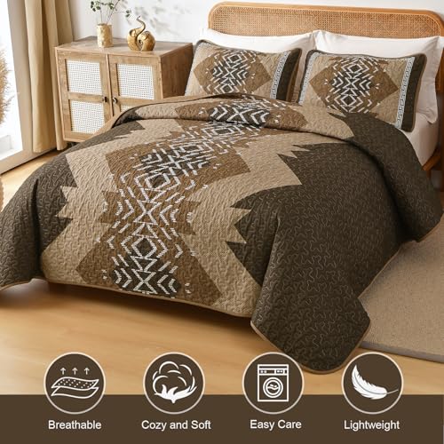Dintszyayue Brown Quilt Set Queen Size,3 Piece Boho Aztec Texture Bedspread Coverlet Set Reversible Lightweight Bedding Set Geometric Bohemian Bed Cover with 2 Pillowcases(Dark Brown,90"x96") Dintszyayue