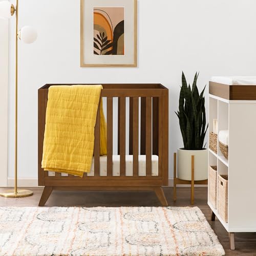 DaVinci Otto 3-in-1 Convertible Mini Crib with 4" Mattress in Walnut, Greenguard Gold Certified