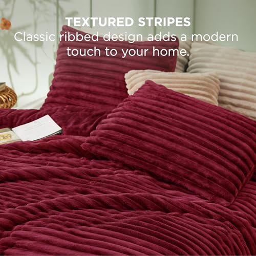 Bedsure Full Size Comforter Sets - GentleSoft™ 3 Pieces Double-Side Fleece Fluffy Dark Red Comforter Set, Cozy Striped Room Decor Aesthetic, Luxury Full Size Bedding, 2 Pillowcases, 82x86 Inches Bedsure