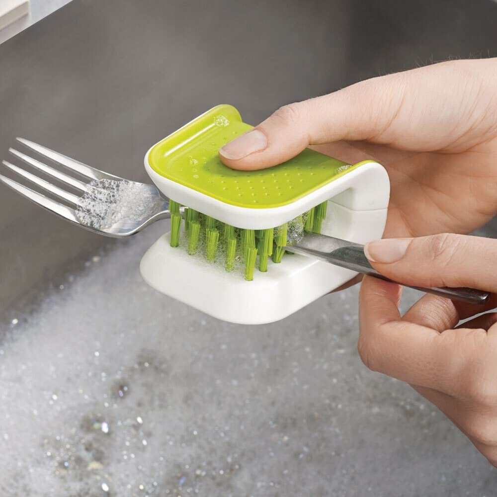 Joseph Joseph BladeBrush Knife and Cutlery Cleaner Brush Bristle Scrub Kitchen Washing Non-Slip, One Size, Green Joseph Joseph