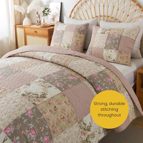 SLPR Secret Garden Patchwork Cotton Pieced Quilt Set - King with 2 Shams, Country Shabby Chic Bedding with Flower Pattern, Pink Floral Farmhouse Quilted Bedspread for All Seasons SLPR