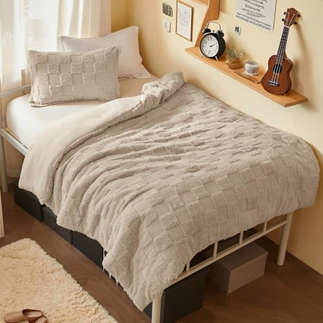 Joiedomi Tufted Twin Comforter Set, 2 Pieces Brown Boho Twin Bedding Set with 1 Plaid Geometric Comforter and 1 Pillow Sham, Checkered Bed in a Bag for All Seasons Joiedomi