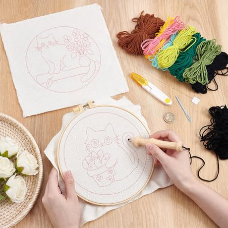 BEUNITONE 2PCS Cat Punch Needle Kit for Adults Beginners, Complete Craft Embroidery Needlepoint Kits with Hoop and Instructions, Punch Needle Starter Craft Set for Home Decor, Festival Gift 20x20cm BEUNITONE