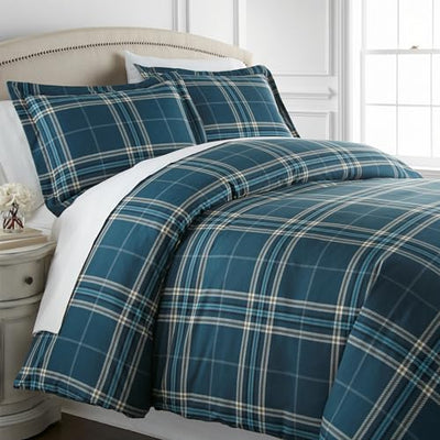 Southshore Fine Living, Inc. Vilano Plaid Collection - King Comforter Set, Premium Bedding, All-Season Down Alternative, Soft Coverlet, Oversized 3-Piece California King Size Comforter Set, Blue