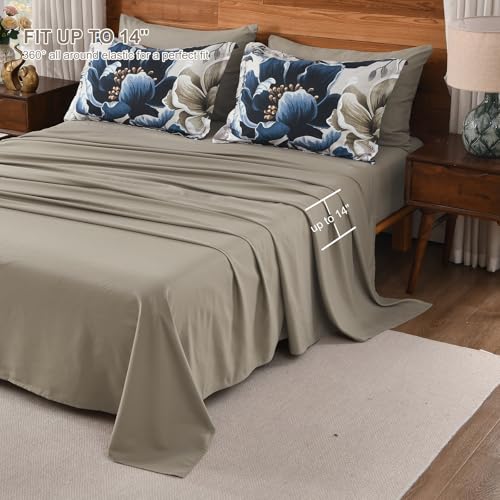 Dintszyayue Brown Comforter Set King Size, 7 Pieces Floral Bed in a Bag Set, Texture Blue Flower Bedding Sets, Soft Microfiber for All Season with Flat Sheet Fitted Sheets Pillowcases and Shams Dintszyayue