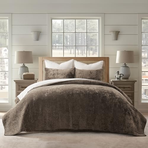 EVERGRACE Velvet Quilt Set King Size, Luxurious Soft Quilted Bedding Sets, Lightweight Velvet Comforter for All Season, Striped Channel Bedspread Coverlet with 2 Shams, Mushroom Brown EVERGRACE