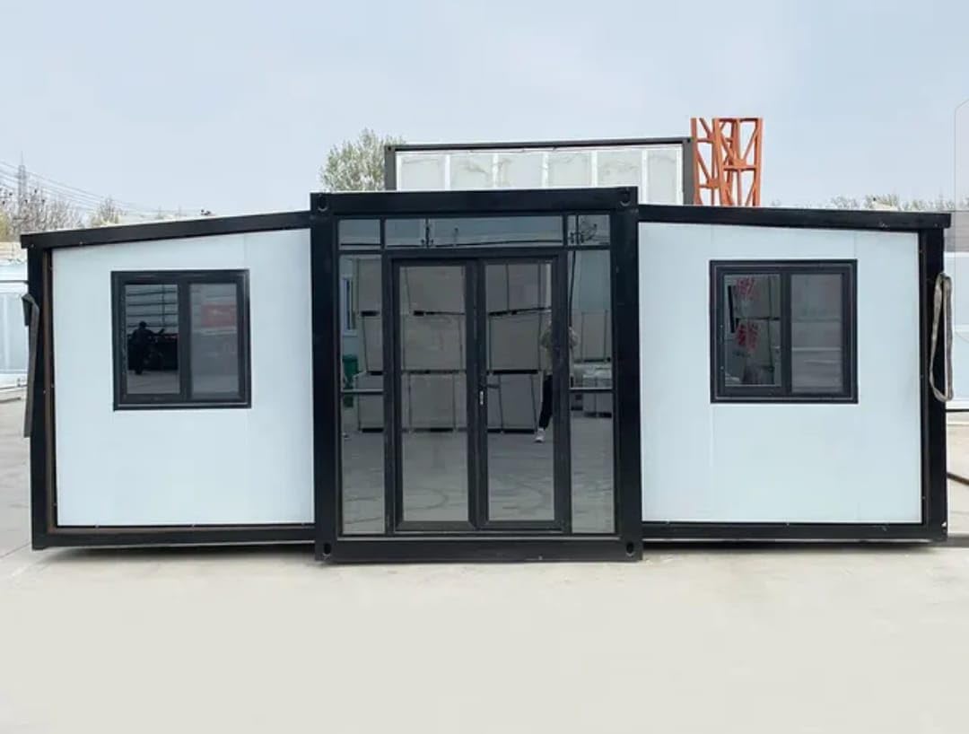 Tiny Expandable Prefab House with 1 Bathroom, 3 Rooms & 1 Kitchen - Foldable Container Home, Portable Tiny House for Small Family, Modular Guest House 40 FT