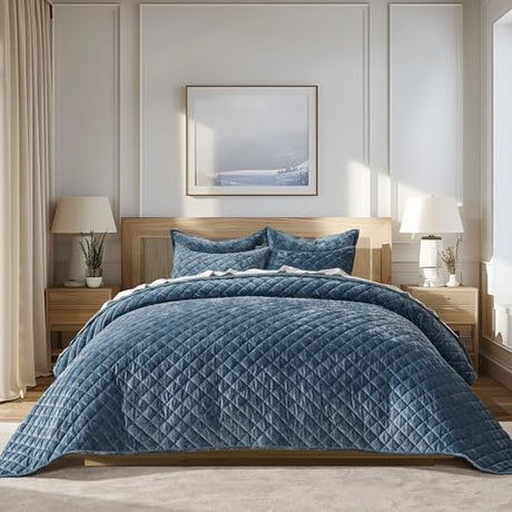 EVERGRACE Luxury Velvet Quilt Set King Size, Diamond Quilted Lightweight Velvet Comforter for All Season, Ultra Soft Oversized Bedspread Coverlet Bedding Set with 2 Pillow Shams, Stormy Blue EVERGRACE