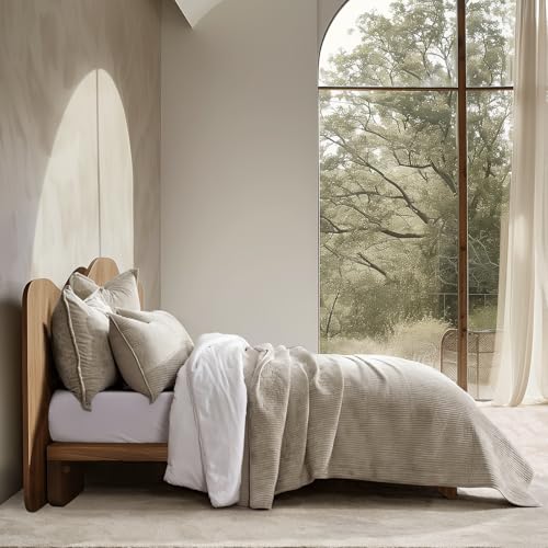EVERGRACE Velvet Quilt Set King Size, Luxurious Soft Quilted Bedding Sets, Lightweight Velvet Comforter for All Season, Striped Channel Bedspread Coverlet with 2 Shams, Urban Taupe EVERGRACE