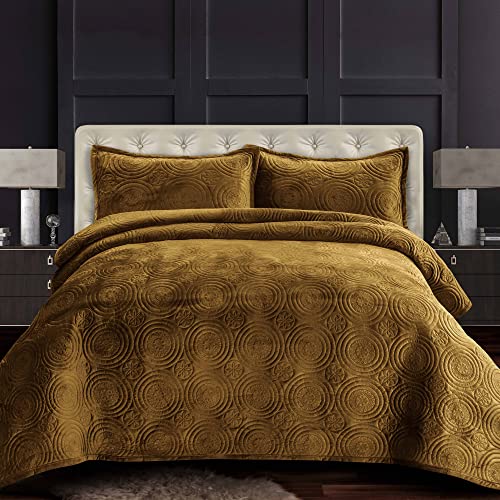 Capri Medallion Velvet Quilt Set Queen Camel Tribeca Living