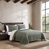 Eddie Bauer - Queen Quilt Set, Reversible Cotton Blend Bedding with Lightweight Feel, 3 Piece Bed Set with Matching Pillowcases (Troutdale Green) Eddie Bauer