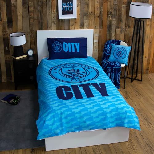 Character World Official Manchester City FC Single Duvet Cover Set, Crestcol Design | Blue Reversible 2 Sided Football Bedding Cover Official Merchandise Including Matching Pillow Case Manchester United