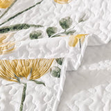 Dinjoy Quilt Set Queen Cute Floral Bedspread Coverlet Yellow Flower Quilts Microfiber Lightweight Summer Bedding Sets Reversible Soft Quilted Bed Cover for All Season(96"x90") Dinjoy