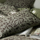 mixinni Leopard Duvet Cover King Size, Premium Yarn-Dyed Jacquard Cotton Duvet Cover with Green Leopard Print, Farmhouse Bedding Set with 2 Pillowcases Perfect for Him and Her-(King Size, Green) mixinni